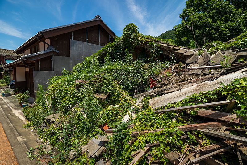 tại sao tồn tại những căn nhà hoang
